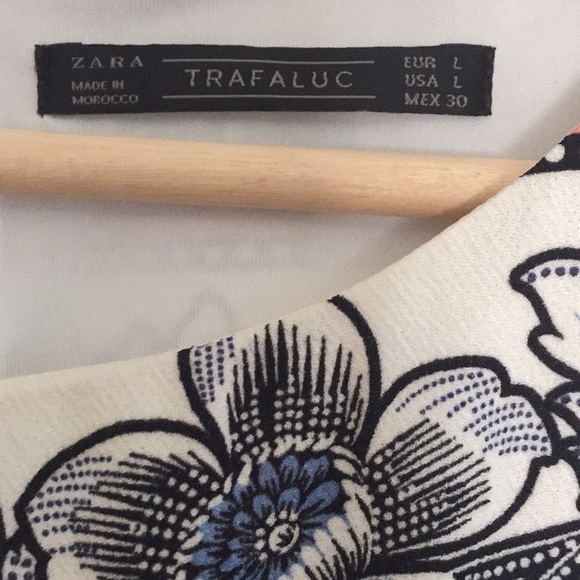 Floral Pattern Dress - Picture 3 of 4